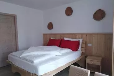 Aamiaismajoitus (B&B) Agritur Maso Flonkeri