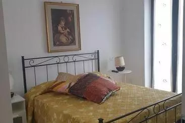 ベッドアンドブレックファースト Al 17