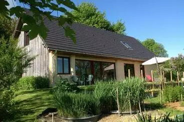 Aamiaismajoitus (B&B) Chambre D Hôtes De Paille Et D Argile