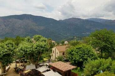 Bed and Breakfast Chez Dume