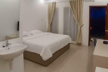 Hotel Reddoorz Near Pantai Madasari Pangandaran