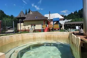 Majatalo Casa Petruta Dambovicioara