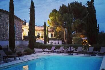 Pensione La Fontaine Au Loup