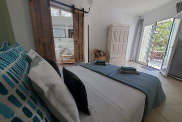 Пансион La Fontaine Au Loup