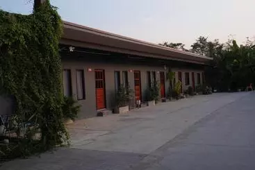 ホテル กรณวรรณ รีสอร์ท