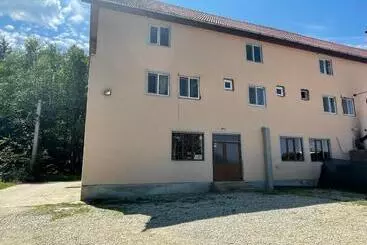 ペンション La Stermin