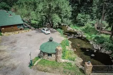 Hotelli Colorado Bear Creek Cabins