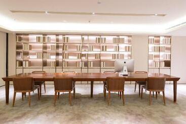 Ji Hotel Changchun Century Square 3.5 Star Property