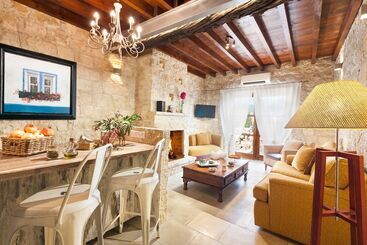 فندق Oinoessa Traditional Boutique Guest Houses