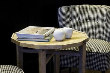 هتل Praktik Vinoteca