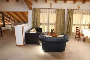 پانسیون Country House Country Club