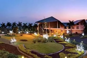 Resort Aamby Valley City