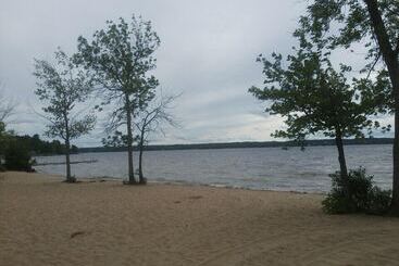 호스텔 Pine Lodge