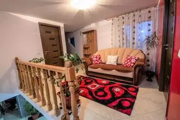 Bed and Breakfast Casa Savu Secaria