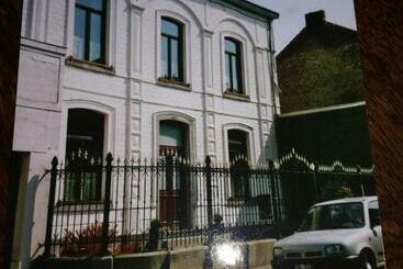 مبيت وإفطار B And B Comme Chez Soi