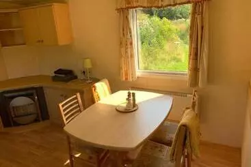 ベッドアンドブレックファースト Charming House On Large Property On Vato