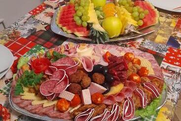 Bed and Breakfast Pensiunea Iulia