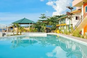 Hotel Reddoorz Plus @ Galucksea Beach Resort