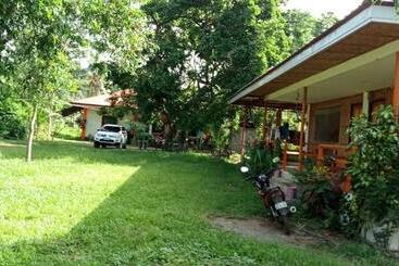 Bed and Breakfast Jordans Beach And Seasports Haven