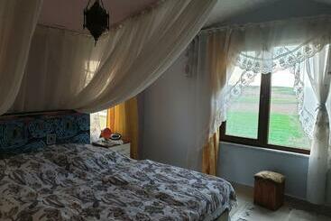 Pensió Sizin Tatil Eviniz