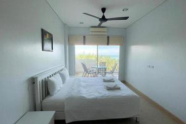 Апарт-отель The Sea Condominium Seaview