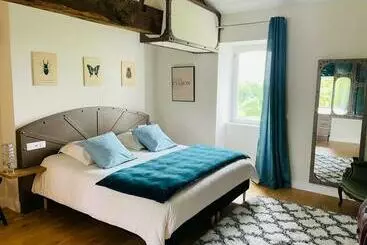 Bed & Breakfast Le Petit Caviste   Chambres D Hôtes & Suites