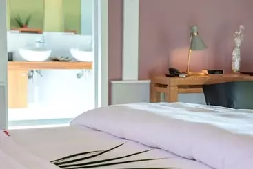 هتل Hôtel Plein Soleil