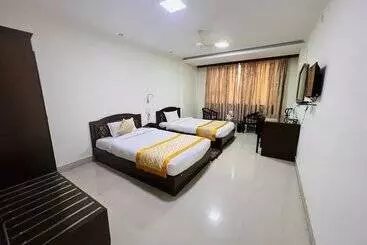 בית מלון כפרי Bodhgaya Regency