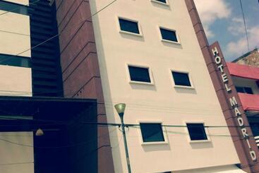 فندق Madrid