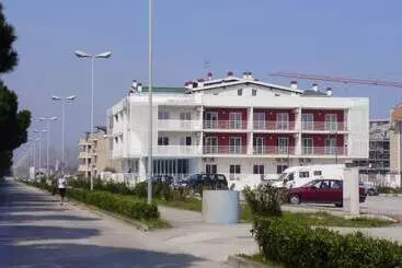 Отель Residence Rosburgo Sea Resort