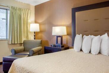 모텔 Knights Inn Sierra Vista / East Fry