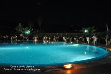 アパートメント Residence Riviera Calabra