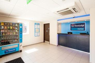 فندق Travelodge Chertsey