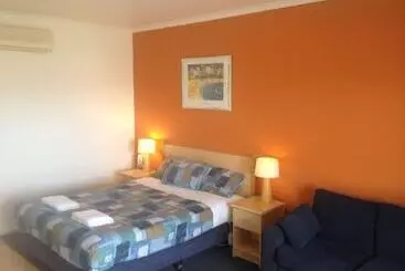 Seaview Motel & Apartments