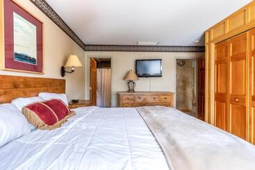 Hotelli Shoshone Condo 1950