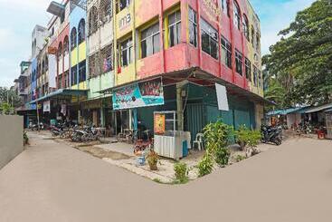 Hotel Spot On 91732 Rani Homestay Syariah