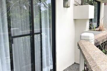 فندق Royale Tagaytay B&b