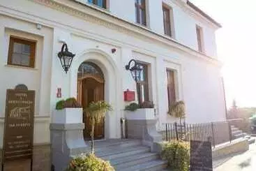 ホテル I Restauracja Na Skarpie