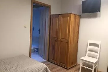 Retkeilymaja Zajazd Rycerski