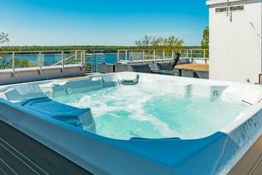 Apartamenty Stranda Residence Nad Jeziorem Mazury Holiday