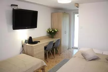 Aamiaismajoitus (B&B) Dom Gościnny Posejdon