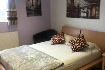 ホテル Hendham House