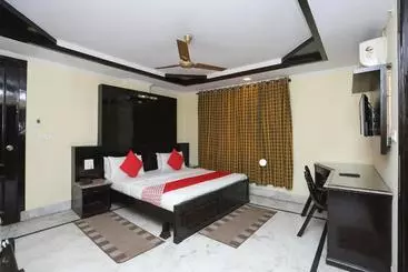 Hotel Prem Bihari