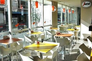 Апарт-отель Roberta Rosa De Fontana Suites