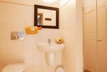 Dom Gościnny W Bartniku