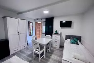 Lomakeskus Ośrodek Wypoczynkowy Julia W Samociążku