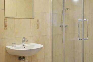 هاستل Willa Sailor Pabianice