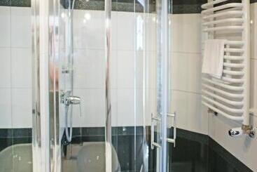 تختخواب و صبحانه Willa Celina