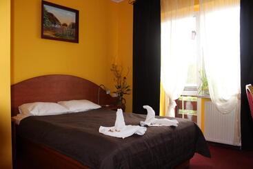 בית מלון כפרי Sjesta