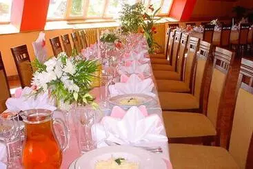 アパートホテル Piramida